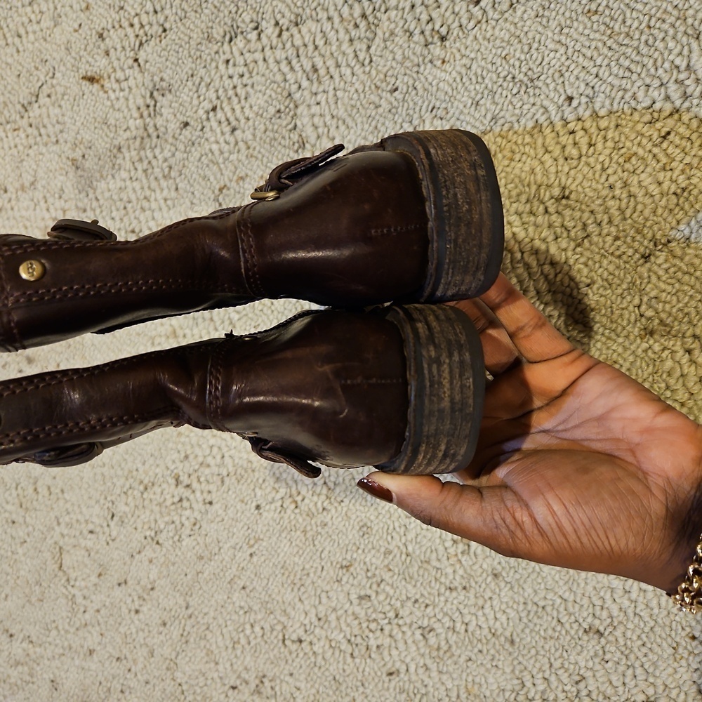 Womens UGG leather Ankle boots - Picture 8 of 8